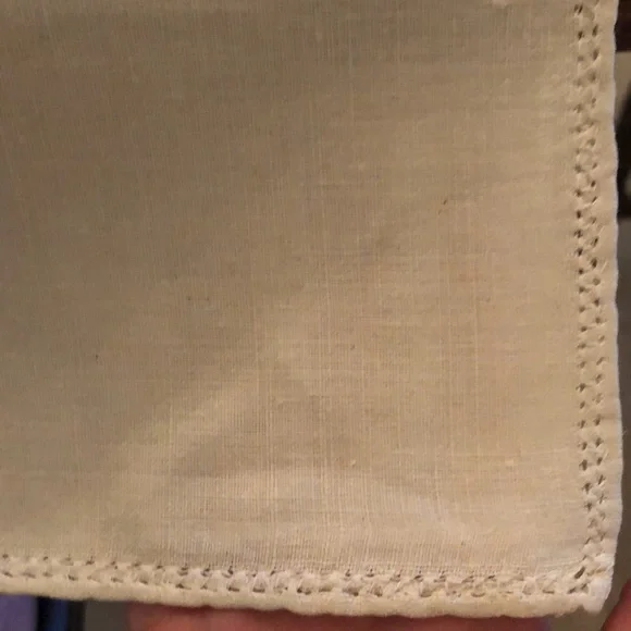 Vintage Linen Tablecloth - Picture 6 of 6